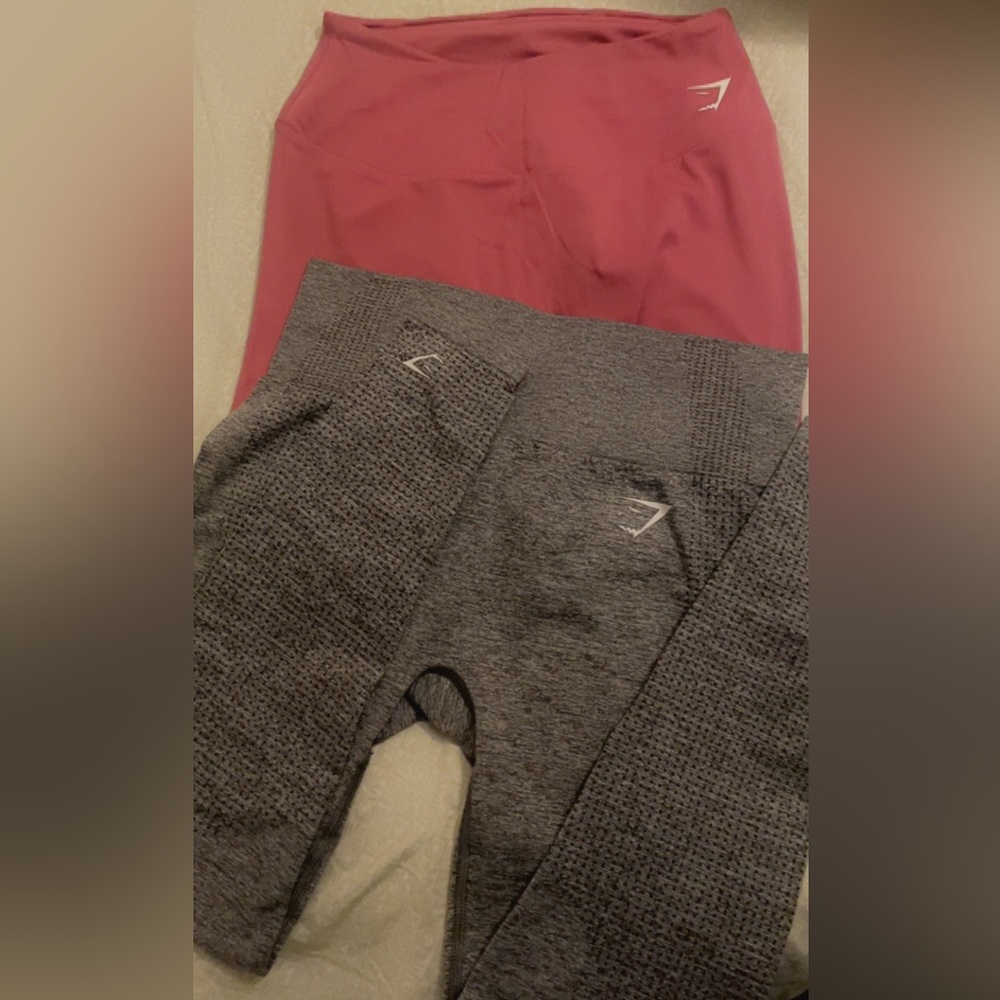 Gymshark  leggings (2 leggings,one pink one gray)